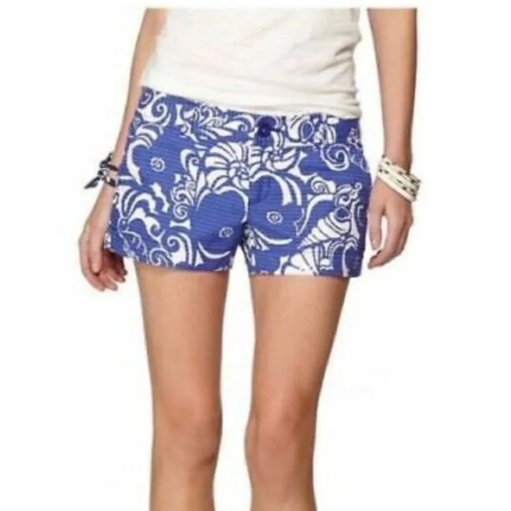 Lilly Pulitzer Blue and White walsh shorts - Picture 1 of 9